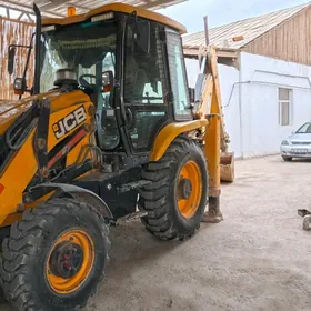 JCB 4CX ECO 2013