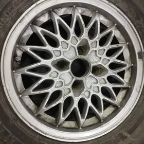 диск с пакрышкой на 15