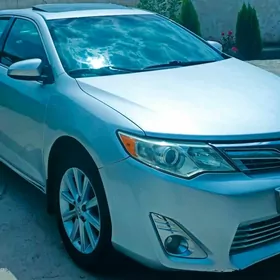Toyota Camry 2014