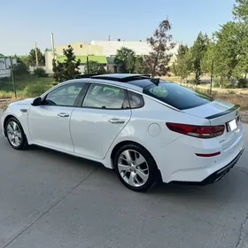 Kia Optima 2020
