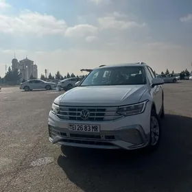 Volkswagen Tiguan 2021