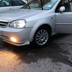 Daewoo Lacetti 2004