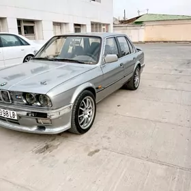 BMW 325 1987