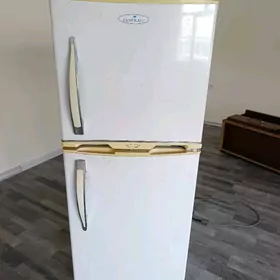 HOLODILNIK + MOROZILNIK