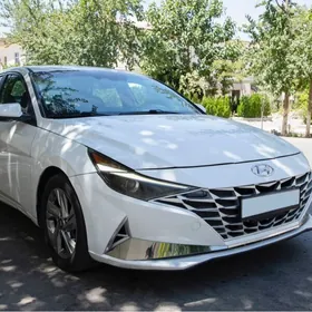 Hyundai Elantra 2021