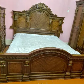 Gigant spalni komplekt