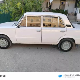 Lada 2104 1986