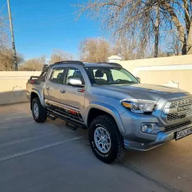 Toyota Tacoma 2023