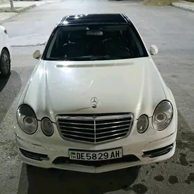 Mercedes-Benz E320 2003