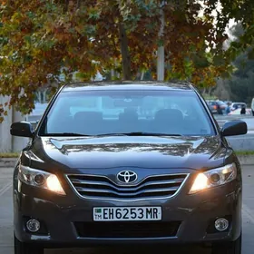 Toyota Camry 2010