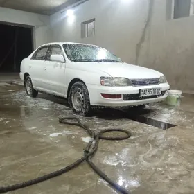 Toyota Corona 1995