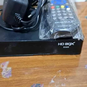 ТЮНЕР HD BOX S 300