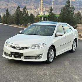 Toyota Camry 2013