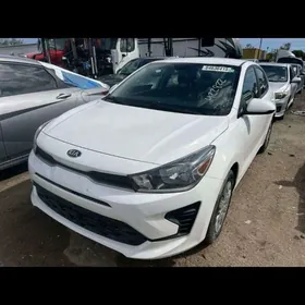 Kia Rio 2021