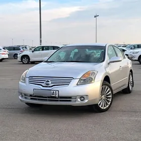 Nissan Altima 2008