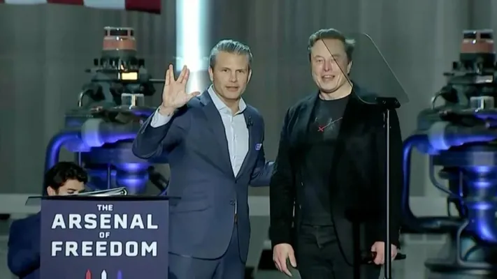 Чат-бот Grok Илона Маска интегрируют в сеть Пентагона наряду с Gemini