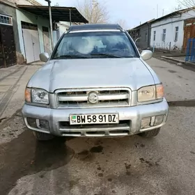 Nissan Pathfinder 2002