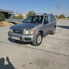 Nissan Pathfinder 2000