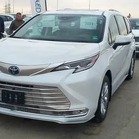 Toyota Sienna 2023