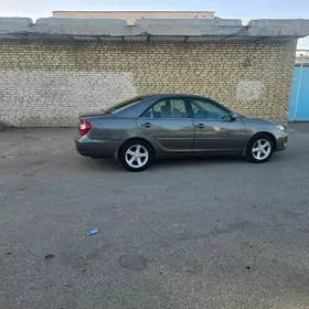 Toyota Camry 2003