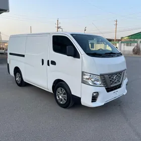 Nissan Urvan 2021