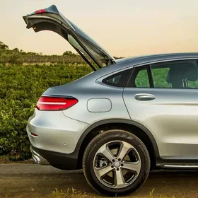 Mercedes-Benz GLC-Class 2017