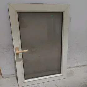 Окна, стекла.