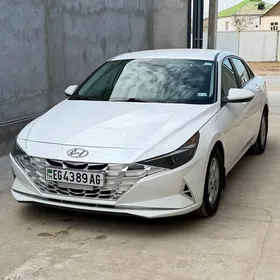 Hyundai Elantra 2021
