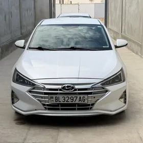 Hyundai Elantra 2019