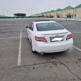 Toyota Camry 2010