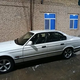 BMW 520 1990