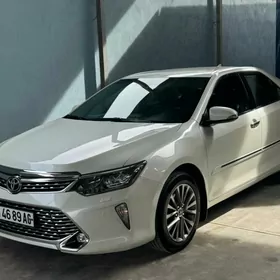Toyota Camry 2017