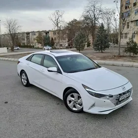 Hyundai Elantra 2021
