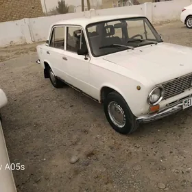 Lada 2104 1980