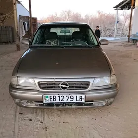 Opel Astra 1992