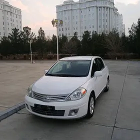 Nissan Versa 2010