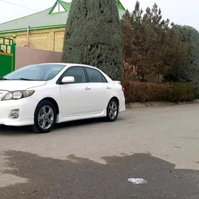 Toyota Corolla 2013