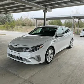 Kia Optima 2019
