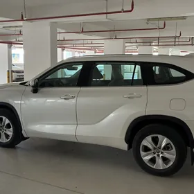 Toyota Highlander 2020