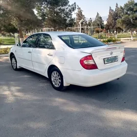 Toyota Camry 2004