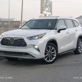 Toyota Highlander 2020