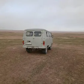 UAZ Profi 1998