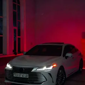 Toyota Avalon 2020