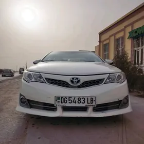 Toyota Camry 2013