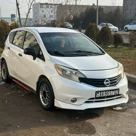 Nissan Versa Note 2013