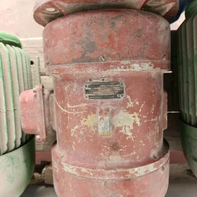 электродвигатель