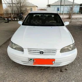 Toyota Camry 1998