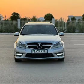 Mercedes-Benz C350 2012