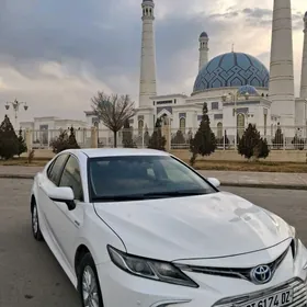 Toyota Camry 2022