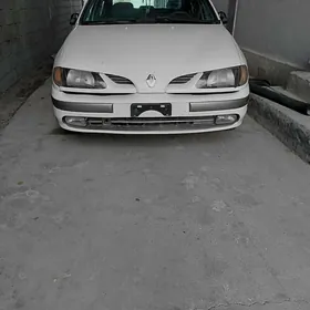 Renault Megane 2 1999